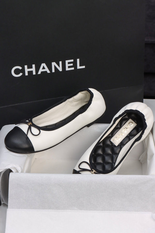 CC 26s Elasticated Ballerinas Black White Leather 964703