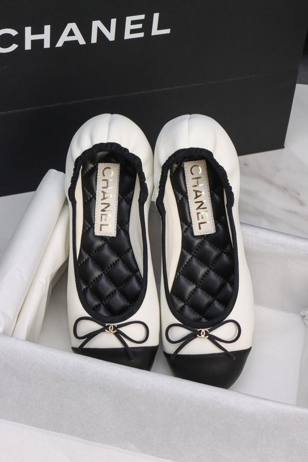 CC 26s Elasticated Ballerinas Black White Leather 964703