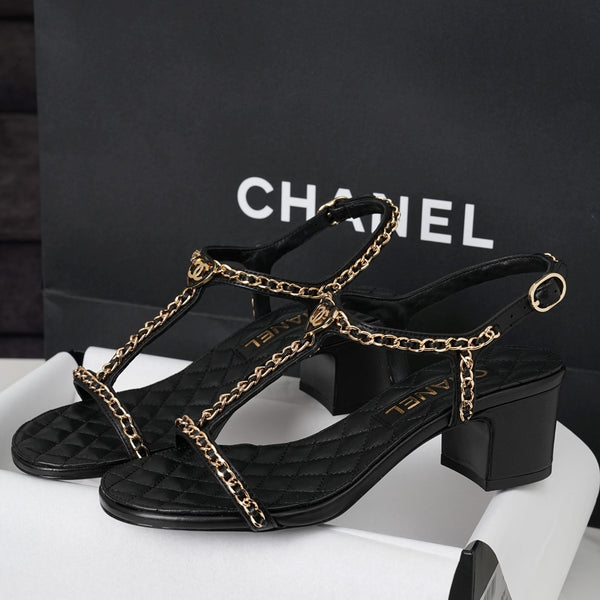 CC 26s Heart CC T-Strap Sandals Black Quilted Leather 964932