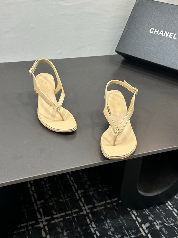 CC 26s Thong Sandals High Heel Beige Sheepskin 832548