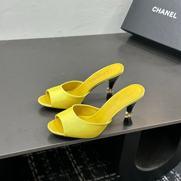 CC 26s Sandal Yellow Sheepskin Satin 832566