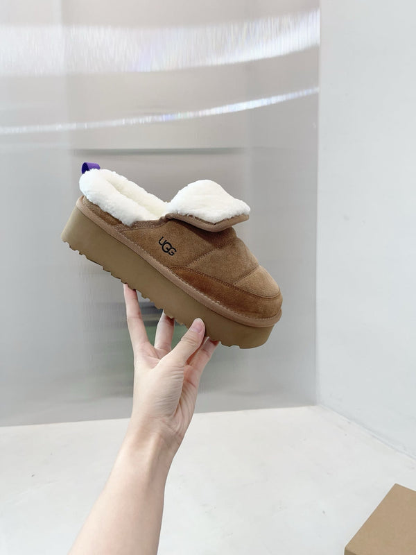 UGG Platform Ankle Puffer Brown Suede 522274