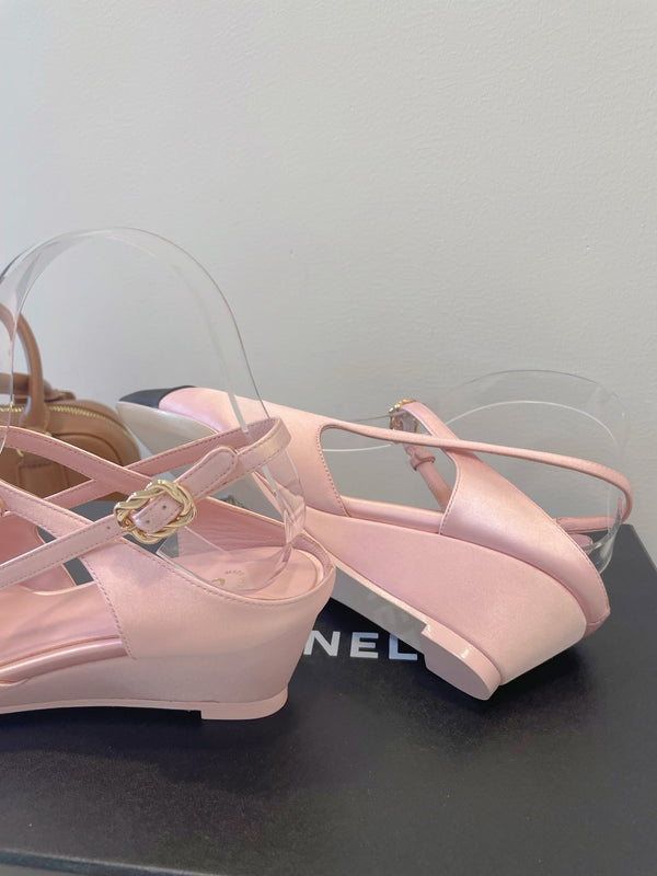 CC 26s T-Strap Slingbacks Black Pink Satin 941622