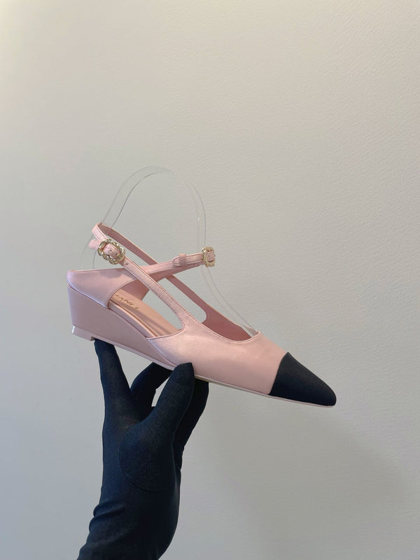 CC 26s T-Strap Slingbacks Black Pink Satin 941622