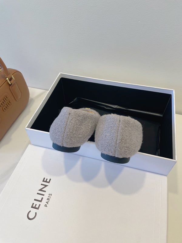 CL 26s Flat Shoes In Lavender Grey Wool