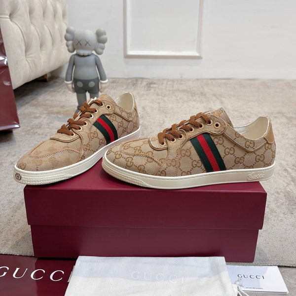 GG Stretch Low-Top Trainers Beige Canvas 824431
