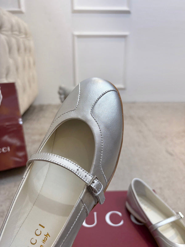 GG Shift Mary Jane Sliver Leather 824475