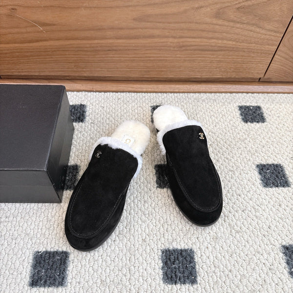 CC 26s Mule Mir Half-Slippers Black White Shearing Suede 983861