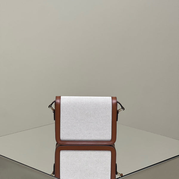 CLASSIQUE TRIOMPHE 22 CALFSKIN NATURAL TAN