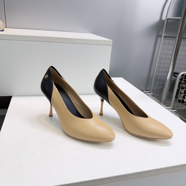 CC FW26 High Heels Pumps 8.5cm Black Beige Lambskin 942741