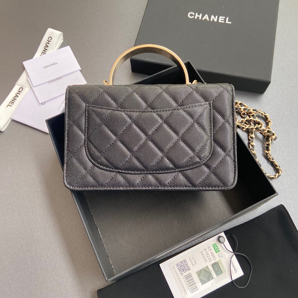 CC Woc 20cm Top Handle Black Grained Calfskin