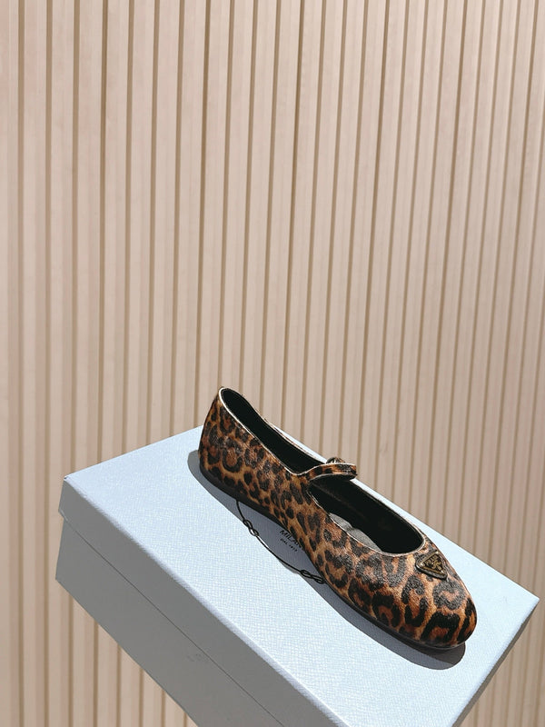 PRA 25s Ballet Flats with Small Buckle Leopard Printed Calf-hair 449706