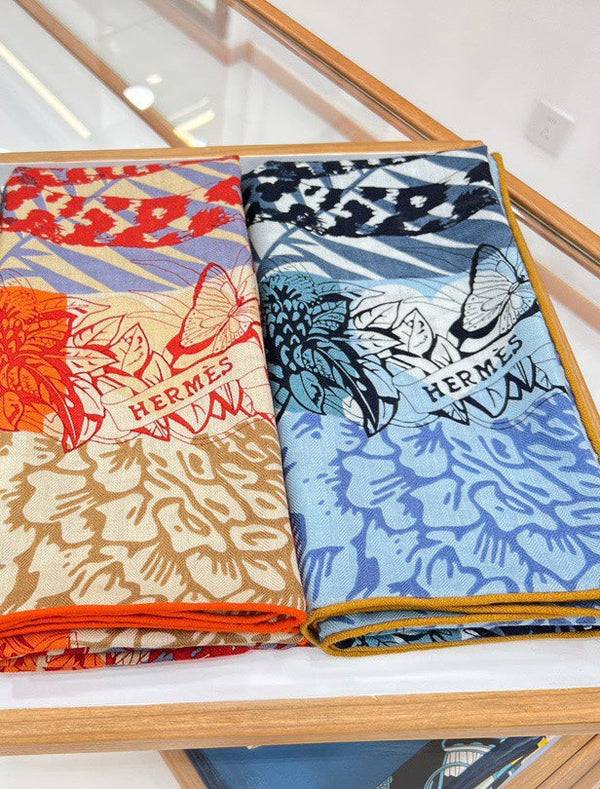 Jungle Love Stamped Scarf 140 CM In Blue Colorful Cashmere And Silk 210984