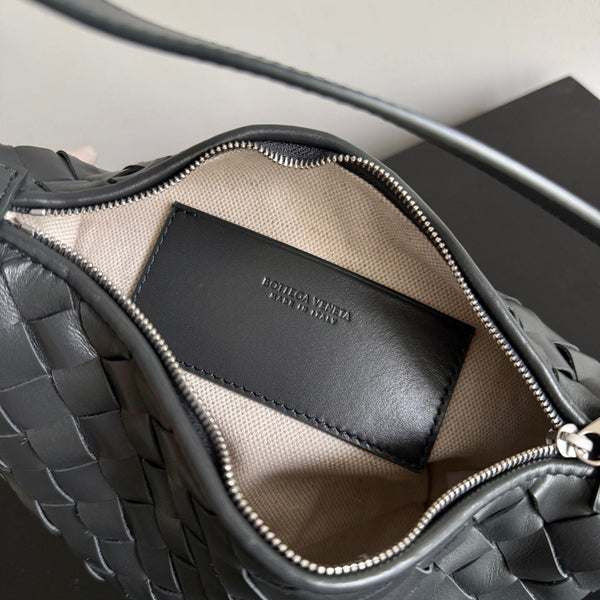 BV Traveler Phone Pouch Black Intrecciato Calfksin