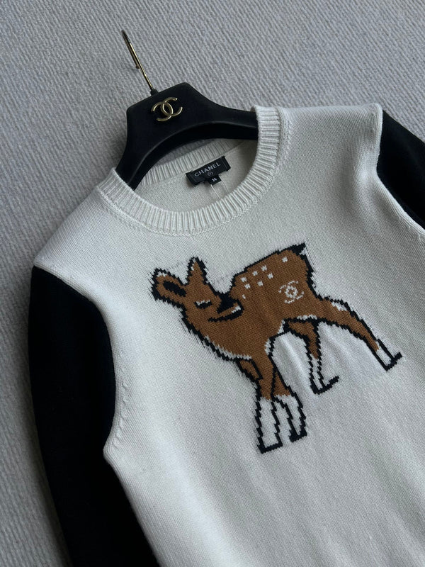 Chanel 25 Deer Print Sweater White mix Black Wool 318394