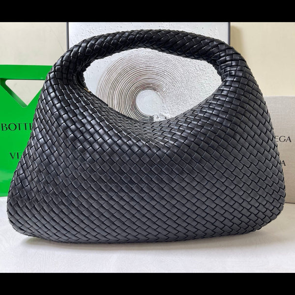 BV Maxi Veneta Bag 59cm Black Intrecciato Leather