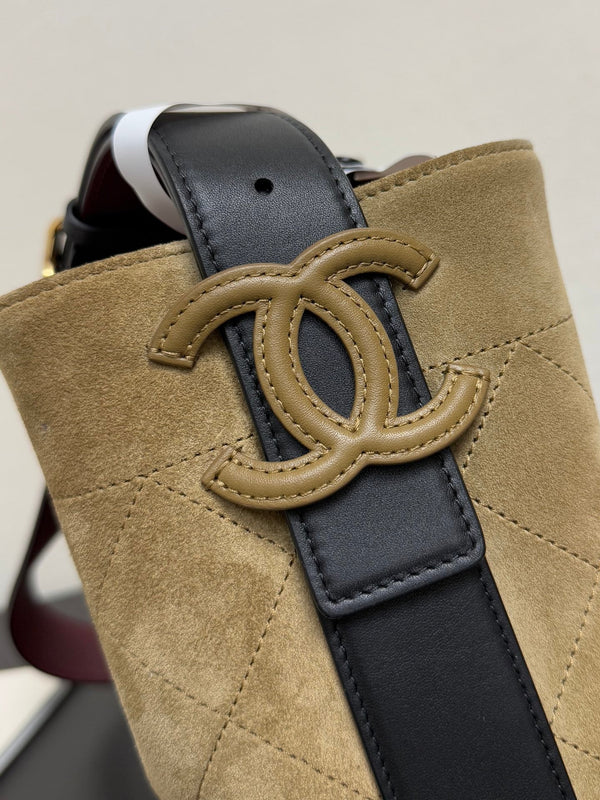 CC 26s Bucket 23cm Bag Black Brown Suede Calfskin (10 days to product)