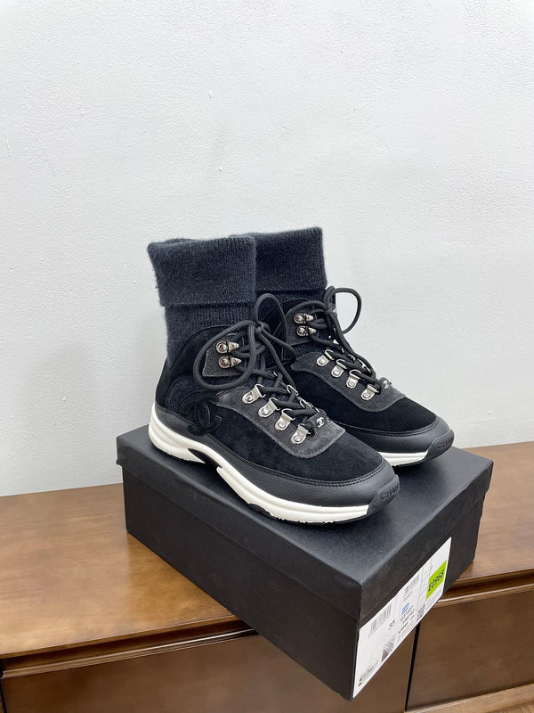 CC Sneaker 30mm Black Suede And Wool