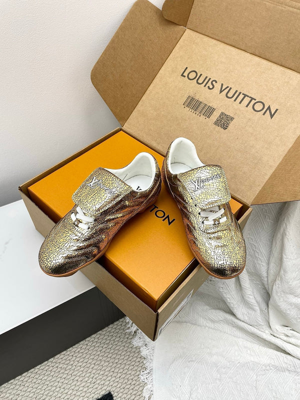 LV Footprint Sneaker Gold Metalic Leather 611172