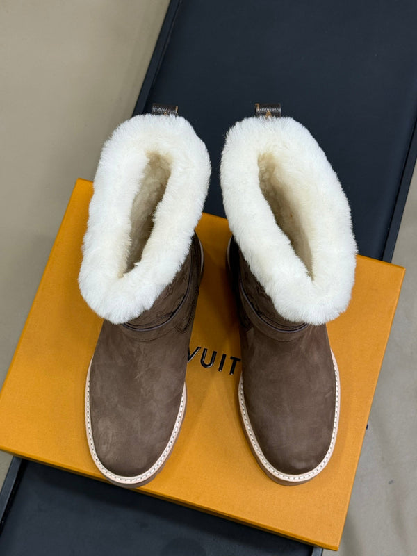 LV 25 Shearling Boots Dark Brown Suede 576934