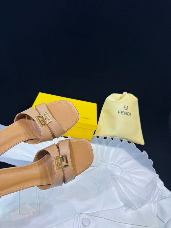 FENDI MEDIUM-HEELED 55 MM MULE IN BRONZE BROWN LAMBSKIN WITH GOLD HARDWARE
