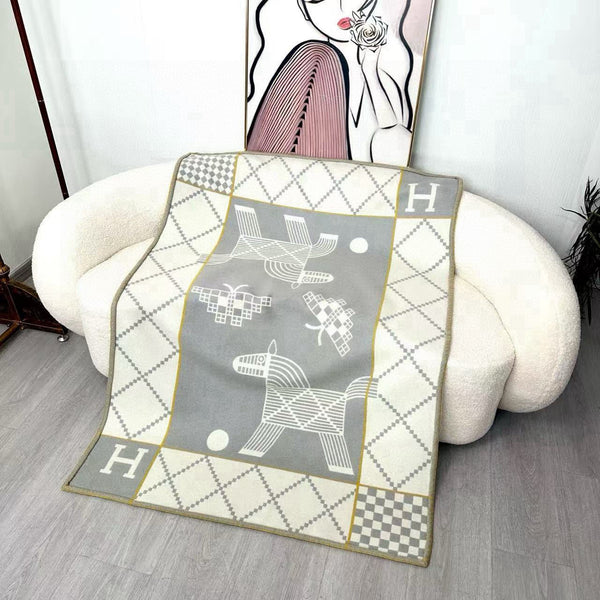 HM Avalon Blanket Gray Mix Cream Cashmere Wool 875778
