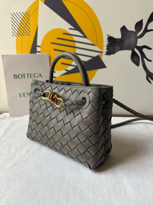 BV Small Andiamo Bag 20cm Grey Intrecciato Leather 291448