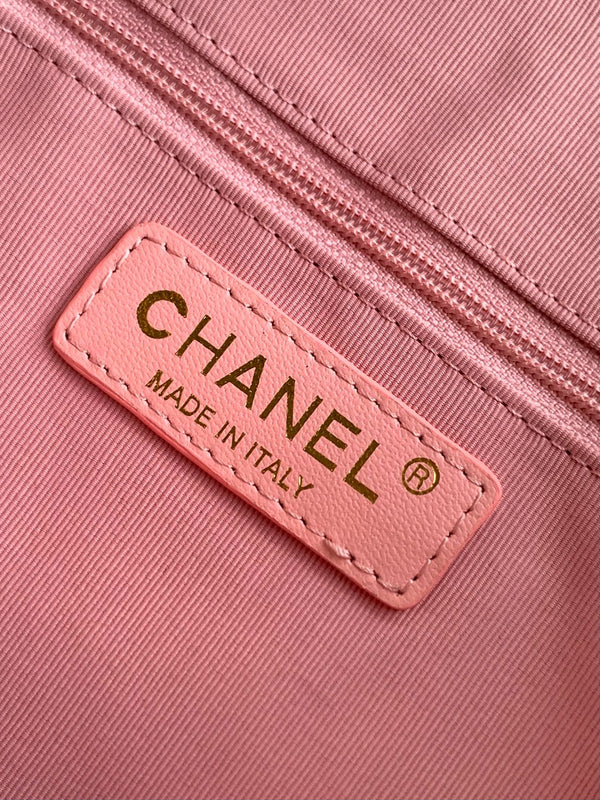 CC Logo Shopper Bag With Chain 23cm Beige Pink Raffia GHW