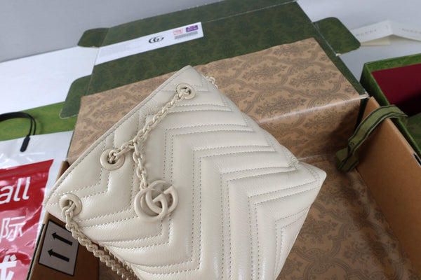 GG 26s Marmont Nano Bucket Bag 17cm Ivory Quilted Leather