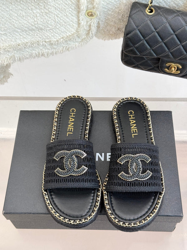 CC Mesh Hollow Chain Double C Thick-Soled Slippers 20mm Black 265647