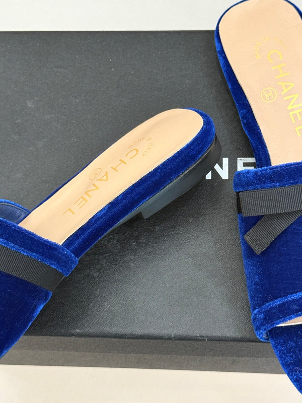 CC 26S Double C Bow Braid Slippers Blue Velvet 717787