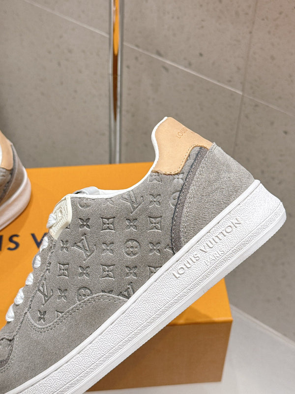 LV Stadium Sneaker Grey Suede 610788