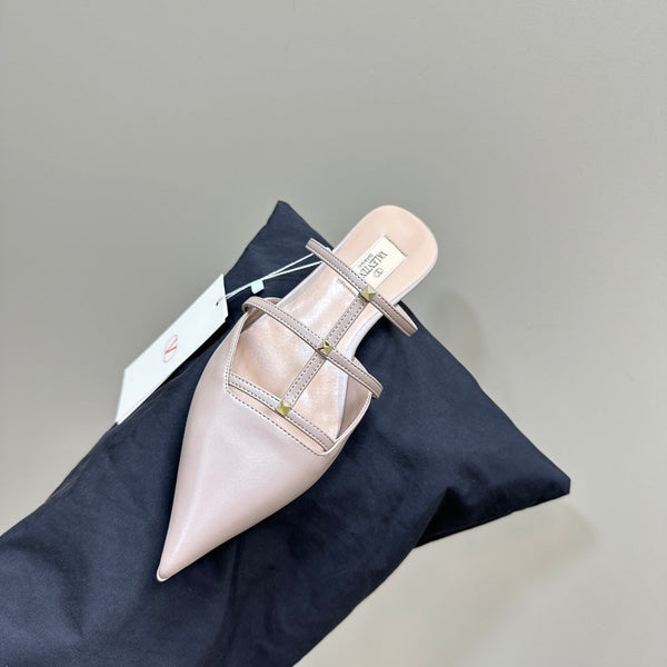 VL Rockstud Soft Pink Calfskin Mule 20mm