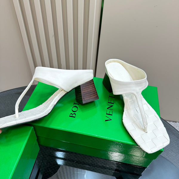 BV 26s Marella Thong 5.5cm Cream Intrecciato Leather