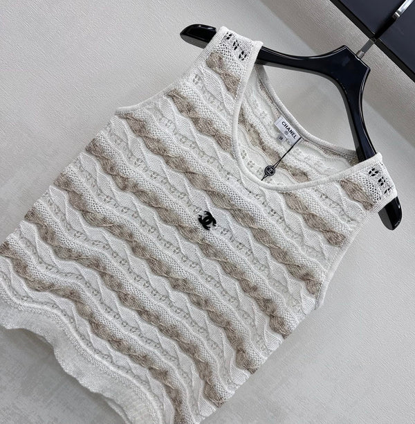 CC 26s Knitted Vest White Taupe Cotton 378379