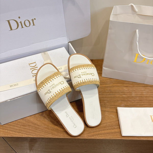 CD 26s Strappy Slippers White Leather 998642