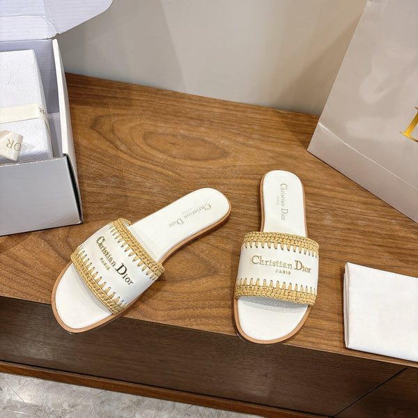 CD 26s Strappy Slippers White Leather 998642