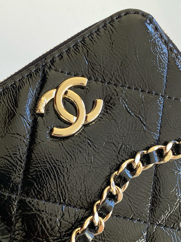 CC 2025 Phone Bag 18cm Black Cowhide 310331