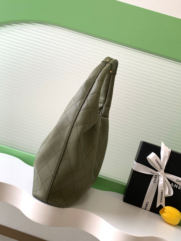 CC 2025 Hobo Bag 45cm Olive Calfskin