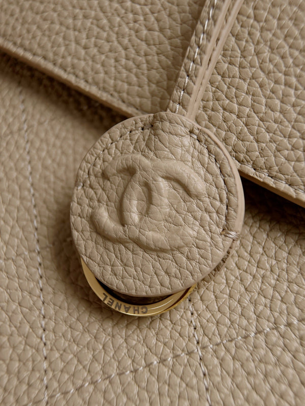 CC 26s Small Shopping Bag 38CM Beige Calfskin 143387