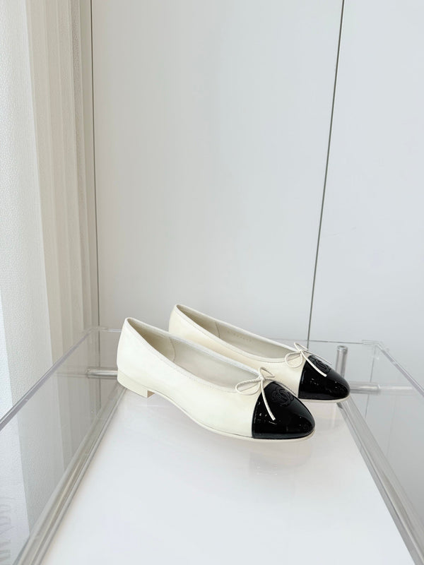 CC Ballet Flat White Leather 238770