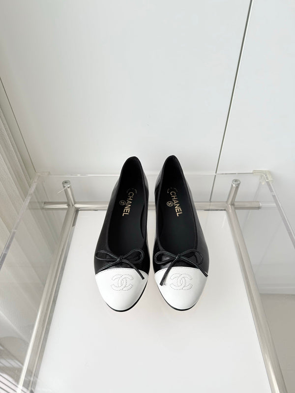 Chanel 2026 Ballet Flat Black White Leather 697396