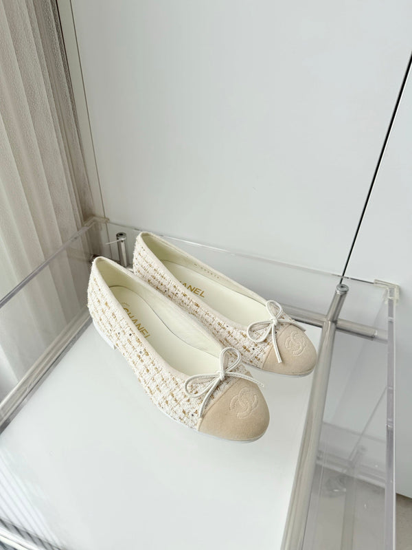 Chanel 2026 Ballet Flat Ivory Tweed Lambskin 697407