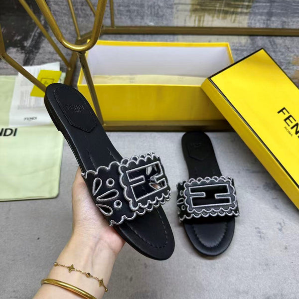 FF  Baguette Slides Embroidered Black Nappa Leather 826561