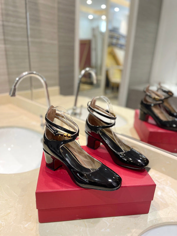 VLTN 26s VLogo Block Heels Black Patent Leather 985374