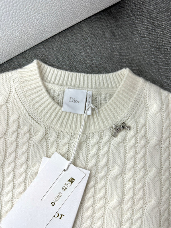 CD Sweater Beige Cashmere Twisted Knit 345309