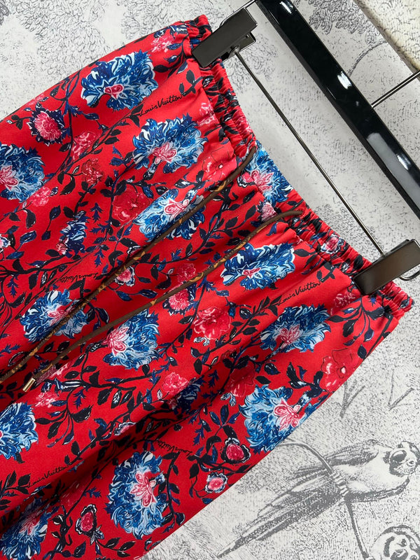 LV 25 Elastic Waist Old Flower Leather Skirt Red Poliester
