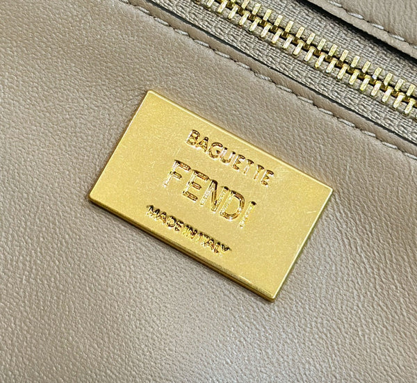 FENDI BAGUETTE 27 BAG IN SAND BEIGE CALFSKIN WITH GOLD HARDWARE