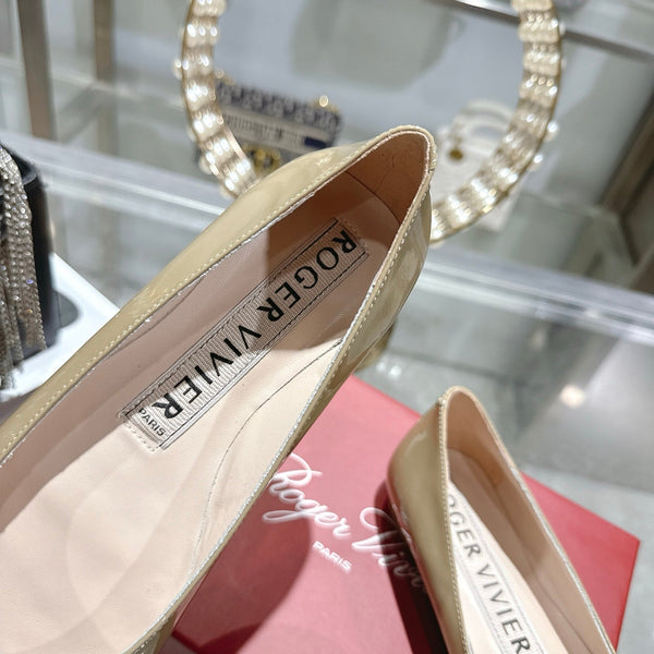 Roger Vivier 26s U Look Ballet Flat Beige Leather 679804