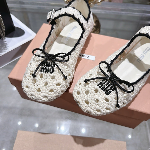 Miu Crochet Ballerinas Cream Black Wool Leather 901742